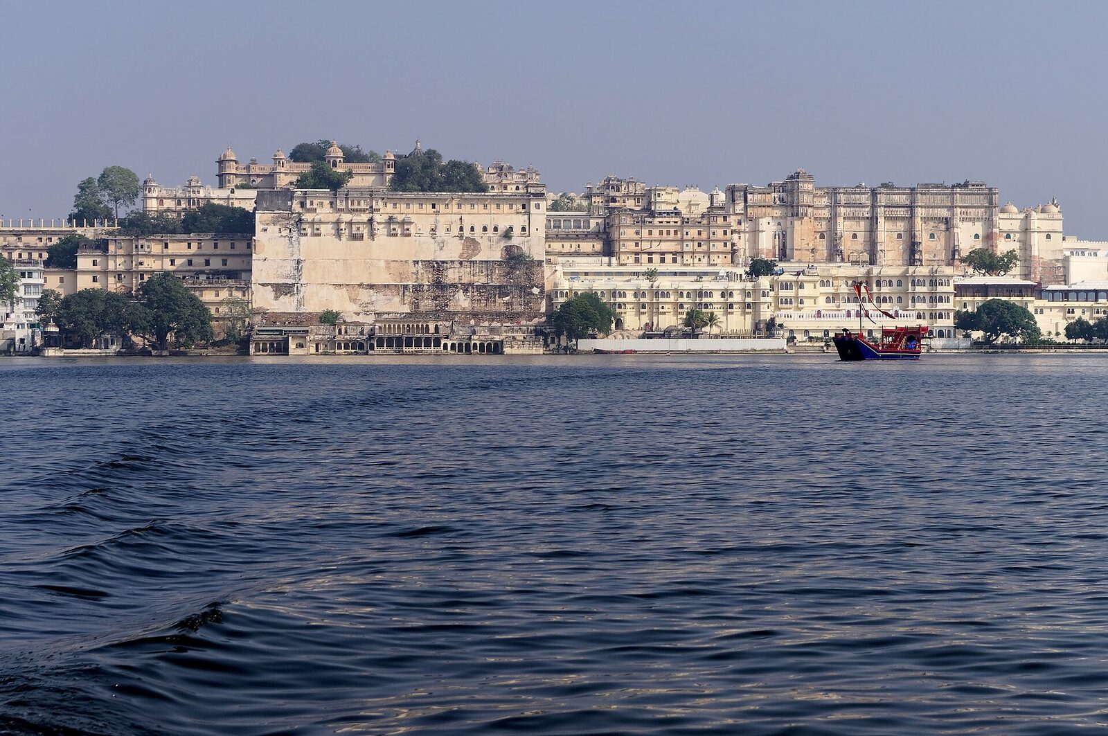 Udaipur's City Palace on Lake Pichola