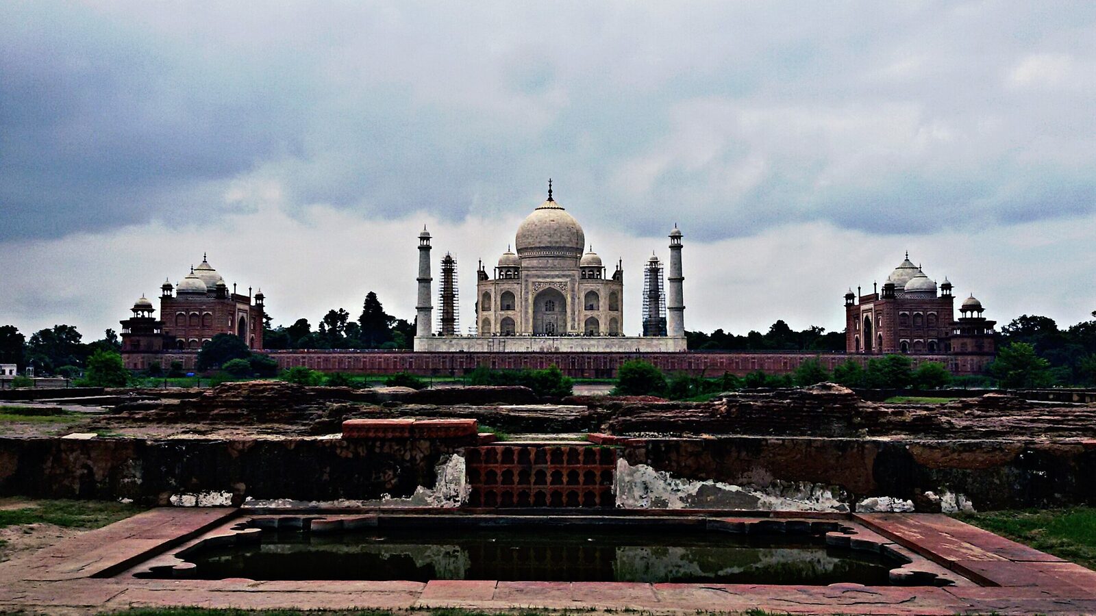 The Taj from Mehtab Bagh